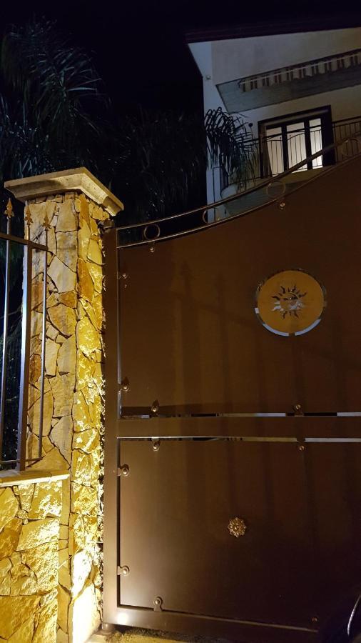 Casa Vacanza Tony Calatabiano Esterno foto